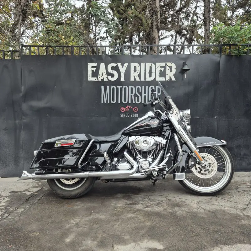 HARLEY-DAVIDSON FLHR ROAD KING 2011