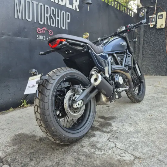 DUCATI SCRAMBLER 800 NIGHTSHIFT 2024 - Imagen 3