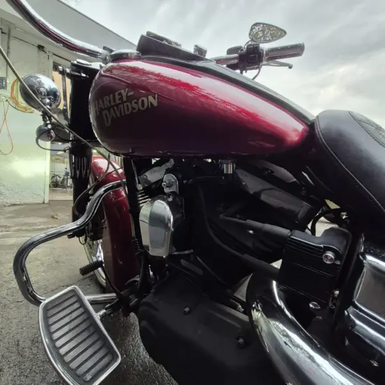 HARLEY-DAVIDSON DYNA STREET BOB 2017 - Imagen 7