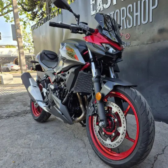 KAWASAKI Z500 SE ABS 2026 - Imagen 2