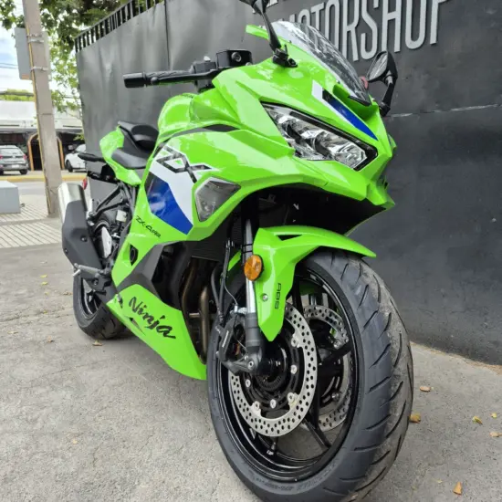 KAWASAKI ZX-4RR 2026 - Imagen 2