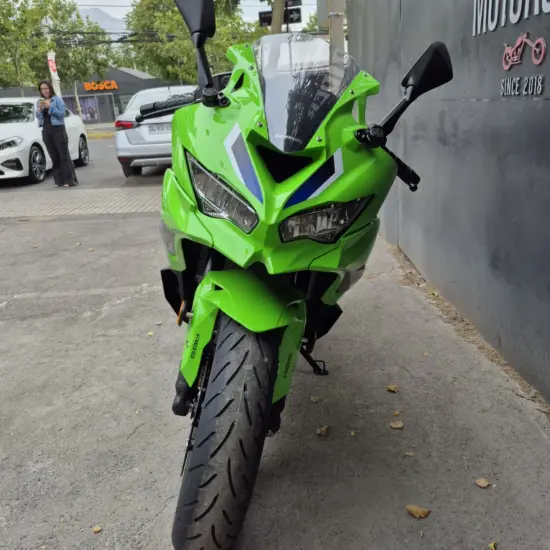 KAWASAKI ZX-4RR 2026 - Imagen 4