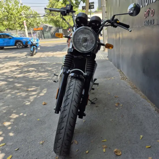 ROYAL ENFIELD INTERCEPTOR 650 2023 - Imagen 3