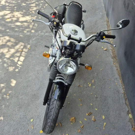 ROYAL ENFIELD INTERCEPTOR 650 2023 - Imagen 5