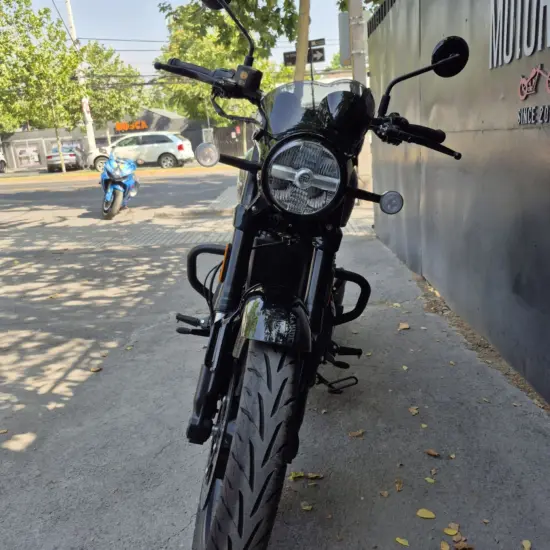 ROYAL ENFIELD SHOTGUN 650 2025 - Imagen 4