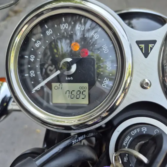 TRIUMPH BONNEVILLE 2019 - Imagen 8