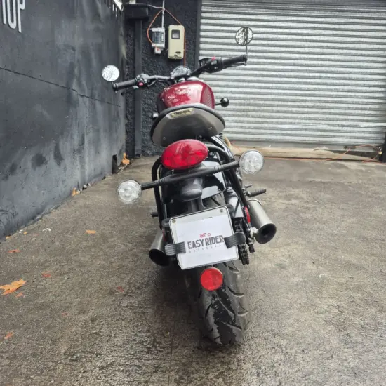 TRIUMPH BONNEVILLE BOBBER 2022 - Imagen 6