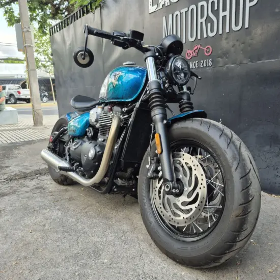 TRIUMPH BONNEVILLE BOBBER 2022 - Imagen 3