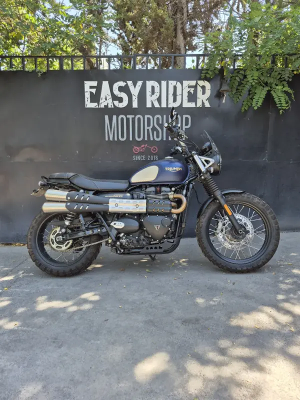 TRIUMPH-SCRAMBLER-900-2022-1-scaled-1.jpg