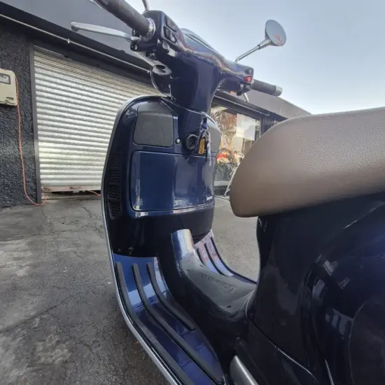 VESPA GTS 300 SUPER 2022 - Imagen 7