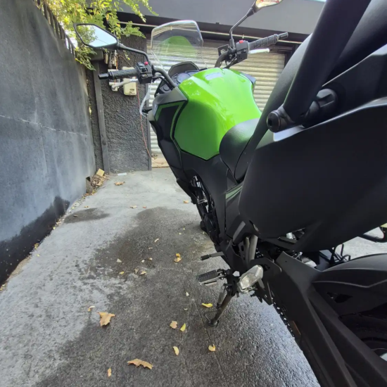 KAWASAKI VERSYS 300 abs 2026 - Imagen 7