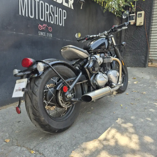 TRIUMPH BONNEVILLE BOBBER 2018 - Imagen 3