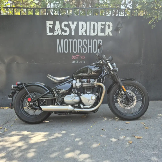 TRIUMPH BONNEVILLE BOBBER 2018 - Imagen 1