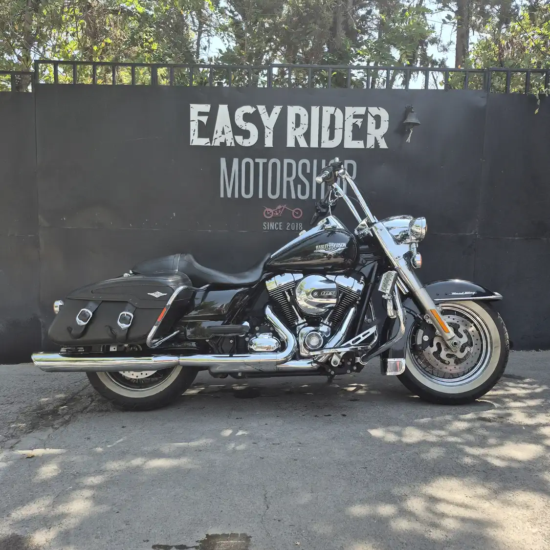 HARLEY-DAVIDSON FLHRCI ROAD KING CLASSIC 2015