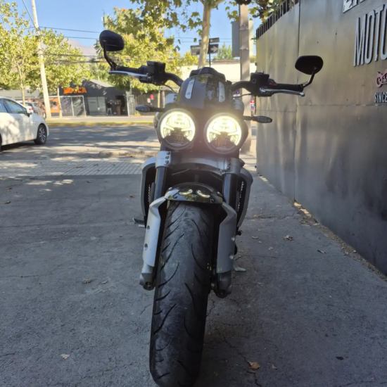 TRIUMPH ROCKET 3 R 2022 - Imagen 4