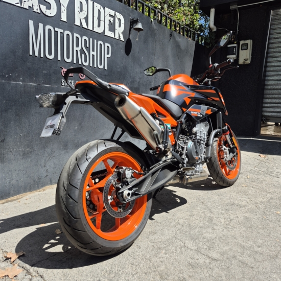 KTM DUKE 890 2023 - Imagen 5