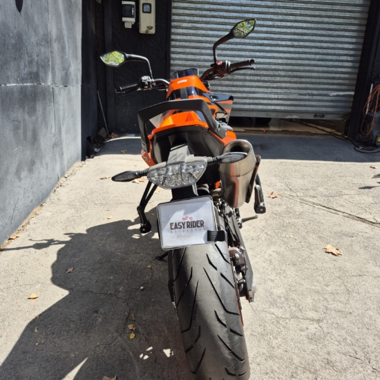 KTM DUKE 890 2023 - Imagen 6
