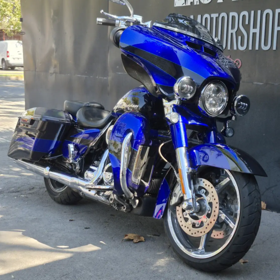 HARLEY-DAVIDSON STREET GLIDE CVO 2018 - Imagen 2