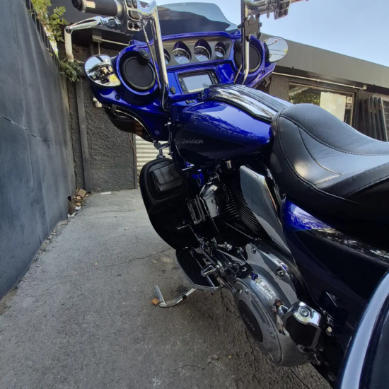 HARLEY-DAVIDSON STREET GLIDE CVO 2018 - Imagen 7