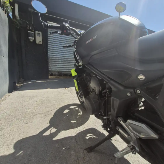 TRIUMPH TRIDENT 660 2024 - Imagen 7