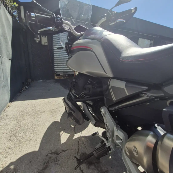 MOTO GUZZI V85TT 2024 - Imagen 7