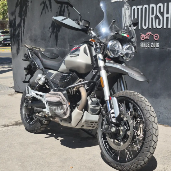 MOTO GUZZI V85TT 2024 - Imagen 2