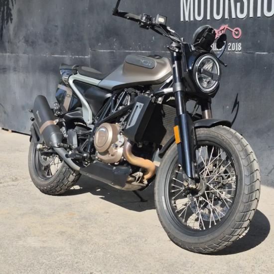 HUSQVARNA SVARTPILEN 2020 - Imagen 2