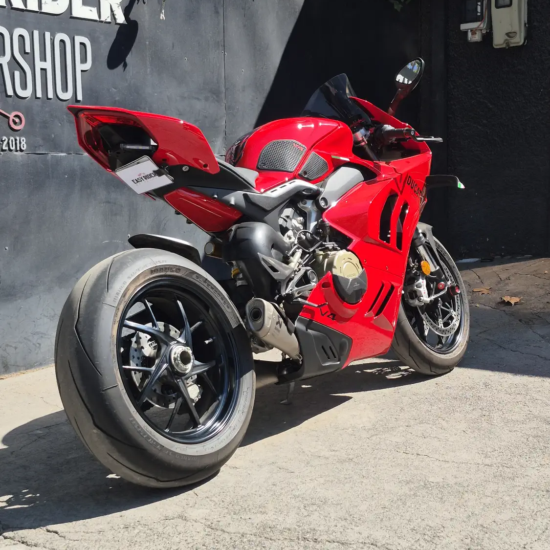 DUCATI PANIGALE V4 2023 - Imagen 5