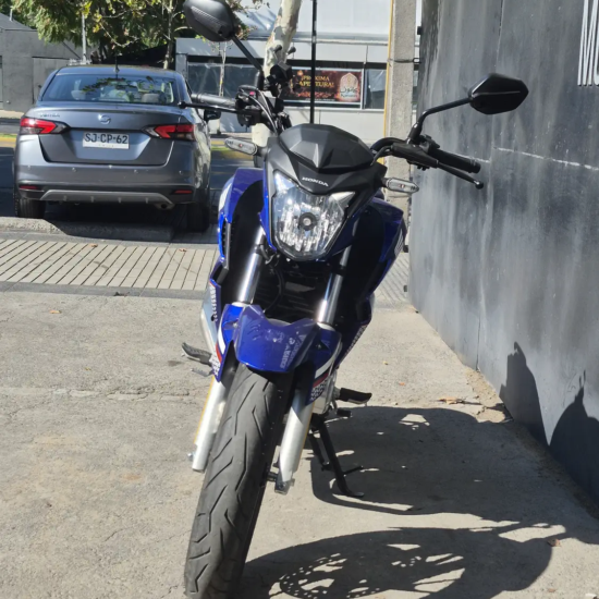 HONDA CB250 TWISTER 2024 - Imagen 3