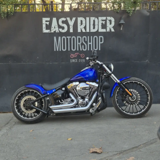 Harley-Davidson Breakout 2015 azul custom en venta Chile – Easy Rider Motor Shop