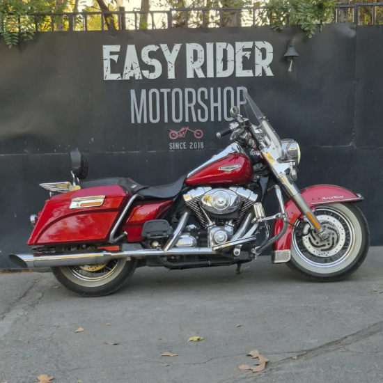 Harley-Davidson Road King Classic 2007 usada rojo perfil lateral Easy Rider Motorshop Santiago