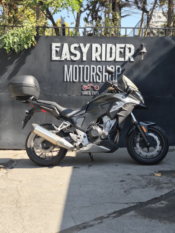 Honda CB500X 2015 usada negro perfil lateral top case GIVI Easy Rider Motorshop Santiago