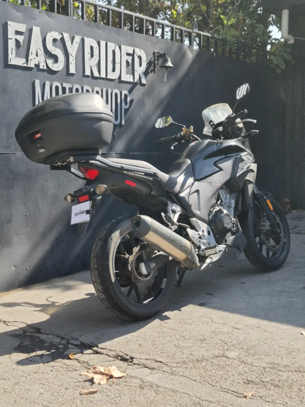 Honda CB500X 2015 usada vista trasera 3/4 top case GIVI Easy Rider Motorshop Santiago