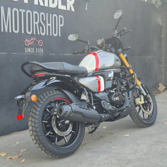 TVS Ronin 225 nueva vista trasera 3/4 Easy Rider Motorshop Santiago
