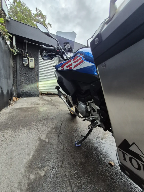 BMW F850 GS Adventure usada 2019 detalle decal Rallye azul