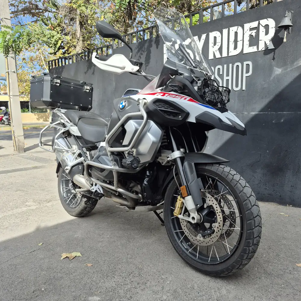 R 1250 GS ADVENTURE II 1254CC usada Santiago frontal tres cuartos