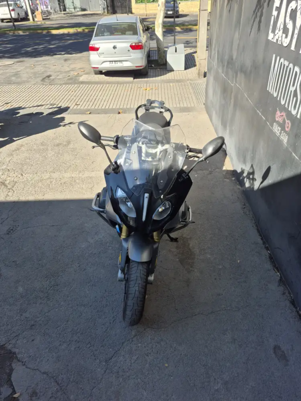 R1200 usada Santiago vista frontal