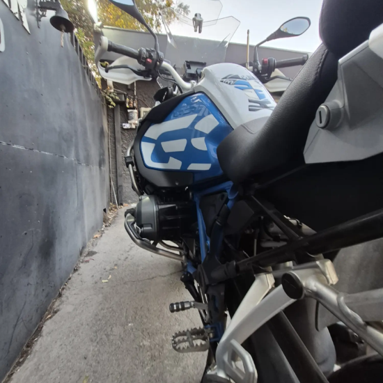 BMW R 1200 GS Adventure usada Santiago 2018 blanco luminoso azul cordoba perfil lateral Easy Rider Motorshop