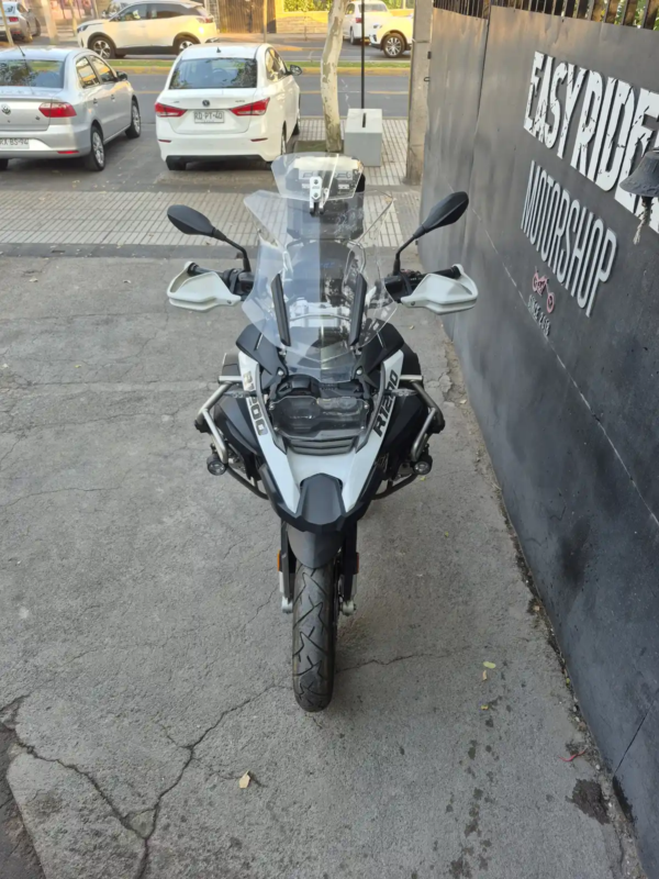 BMW R 1200 GS Adventure usada Santiago 2018 blanco luminoso azul cordoba usada vista frontal