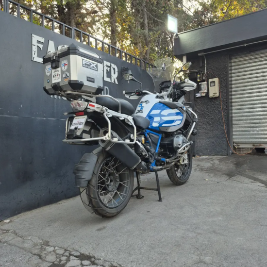 BMW R 1200 GS Adventure usada Santiago 2018 blanco luminoso azul cordoba vista trasera