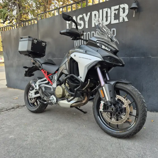 Multistrada usada Santiago frontal tres cuartos