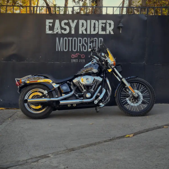 Harley-Davidson Softail usada 2000 azul custom paint perfil lateral Easy Rider Motorshop