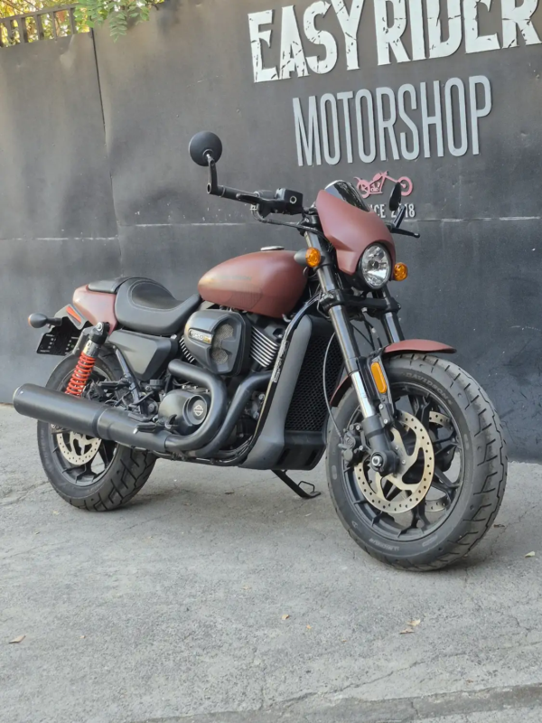 Harley-Davidson Street 750 2019 usada rojo mate frontal tres cuartos Easy Rider Motorshop