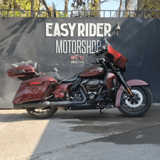 Harley-Davidson Street Glide Special usada 2019 rojo Wicked, perfil lateral completo, Easy Rider Motorshop Santiago