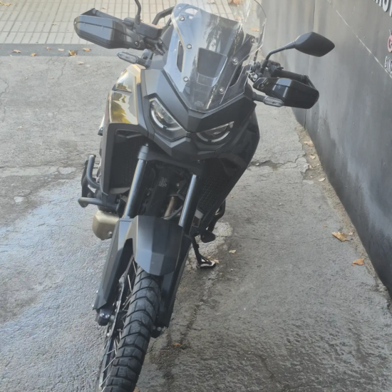 Honda Africa Twin CRF1100D usada 2025 negro mate frontal Easy Rider Motorshop Santiago