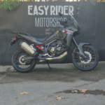 Honda Africa Twin CRF1100D usada 2025 negro mate perfil lateral Easy Rider Motorshop Santiago