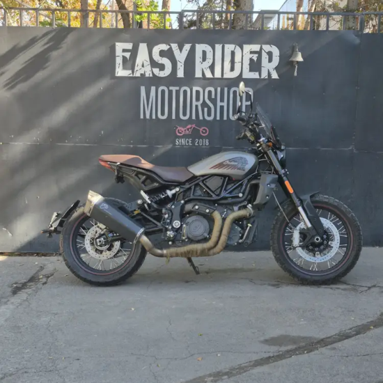 FTR 1200 usada Santiago perfil lateral Easy Rider Motorshop