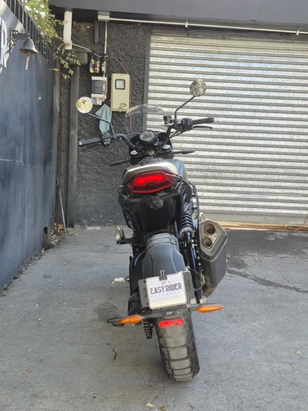 FTR 1200 usada Santiago vista trasera