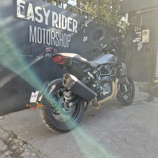 FTR 1200 usada Santiago vista trasera