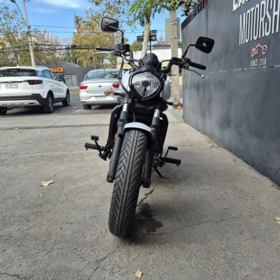 Kawasaki Vulcan S usada 2019 blanca frontal tres cuartos derecho – motor 649cc